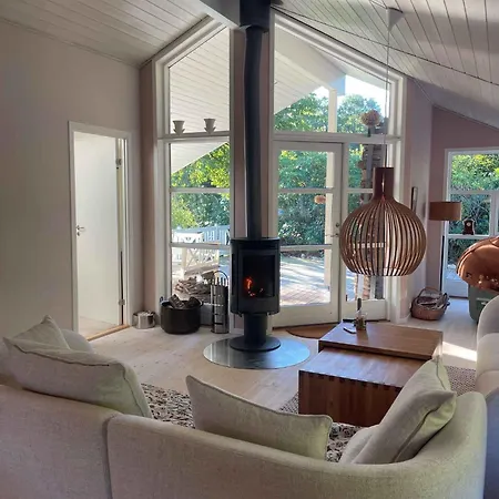 Oasis With Terrace And Sloping Garden Casa vacanze